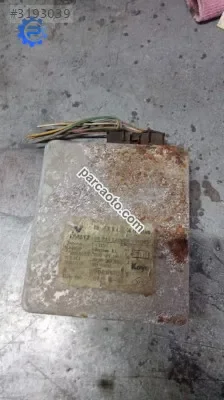 Renault Laguna 1 direksiyon beyni çıkma