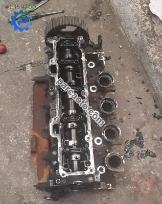 Ford fiesta çıkma 8v dolu silindir kapağı 1.4