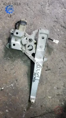 Mazda 323 sol arka cam krikosu çıkma