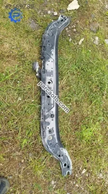 Megan 2 ön panel üst saçı çıkma