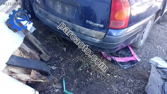 Renault Megane 1 stw station arka tampon çıkma