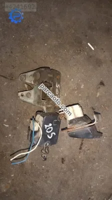 Peugeot 205 bagaj kilidi