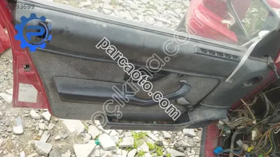 405 sol ön kapı döşemesi yedek parça