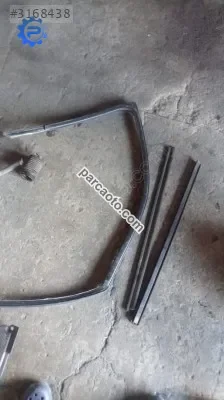 Clio 2 sol ön kapı cam fitili çıkma
