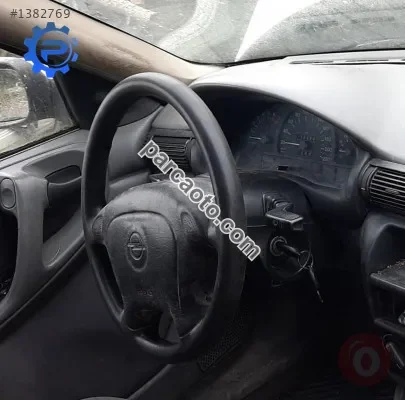 1998 opel astra f station 1.4 8v çıkma direksiyon gövde