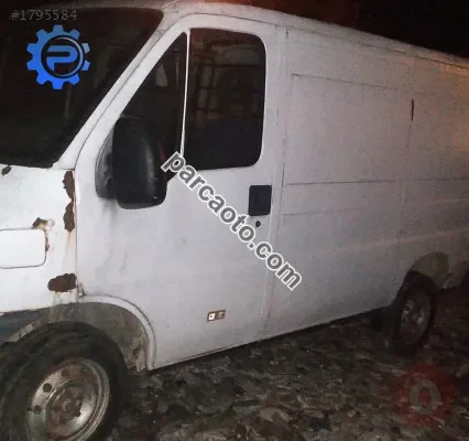 2001 citroen jumper 1.9 çıkma sol yan panel