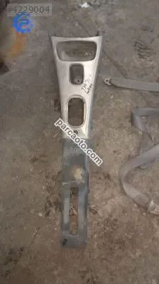 Tata Indigo el fren konsulu vites konsolu