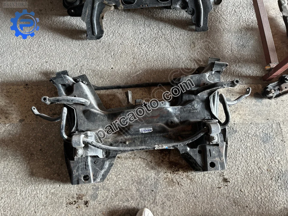 Citroen c-elysee travers ön beşik Citroen c-elysee travers ön beşik