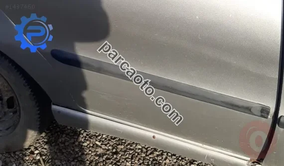 fiat siena çıkma sağ arka kapı bandı