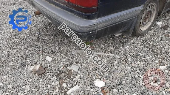 mazda 929 çıkma arka tampon