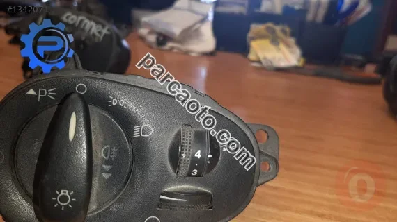 ford focus çıkma far anahtarı