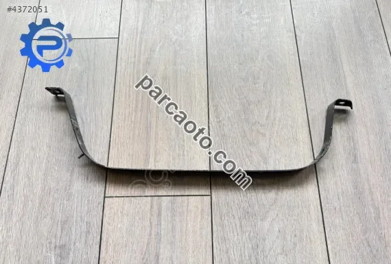 Yakıt Deposu Kayışı Audi A6 C6 2006-2011 4F0201654C
