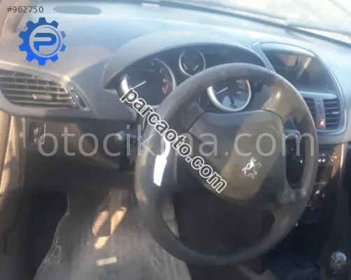 2009 peugeot 207 1.4 benzinli çıkma göğüslük