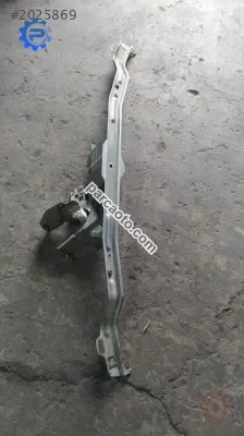 Nissan Primera ön panel kilit saçı çıkma