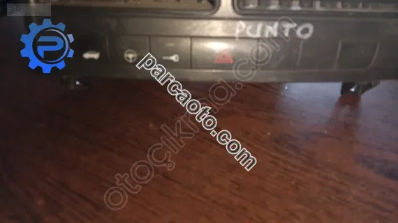 Fiat Punto 4 lu flaşör grup yedek parça