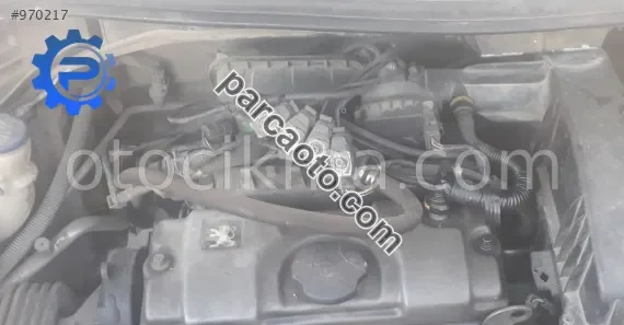 2009 model peugeot 207 1.4 çıkma klima boruları