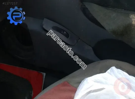 2002 model renault megane 1 coupe çıkma sağ ön kapı cebi