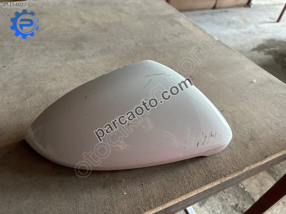 Vw golf 7 golf mk7 sağ ayna kapağı Vw golf 7 golf mk7 sağ ayna kapağı