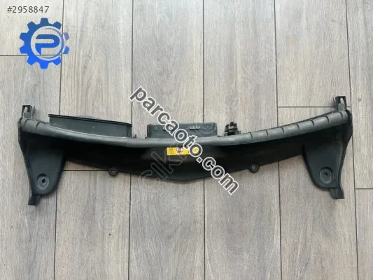 Ön Panel Üst Kaplama Mercedes-Benz E Serisi W213 A2135000355