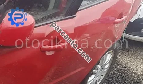 2008 model suzuki sx4 çıkma sol takım kapı kolu
