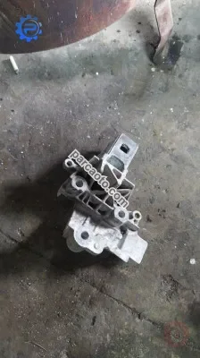 Kango 1.9 motor ayağı çıkma