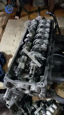 Mazda 323 Dolu Silindir Kapağı çıkma