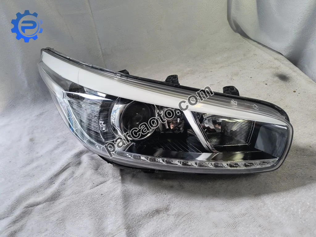 Kia   ceed  2 Orjinal Çıkma Far sağ sol  92102A2220  92101A2000