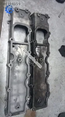 Peugeot partner 1.9 kulburutor kapak alt