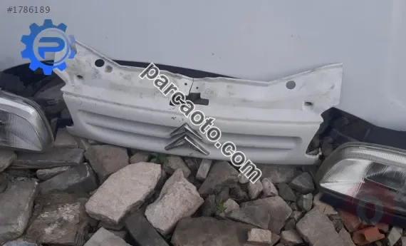 1998 citroen berlingo 1.9 çıkma ön panjur