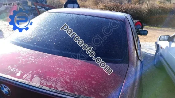 BMW e36 3.18 arka cam