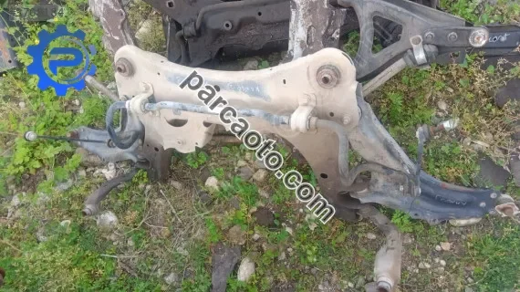 Kango 3 motor traversi yedek parça