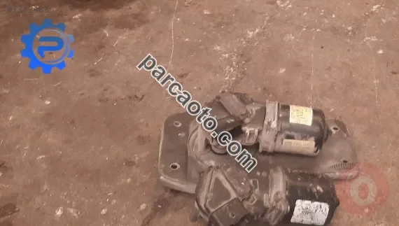 citroen berlingo çıkma ön cam silgeç motoru