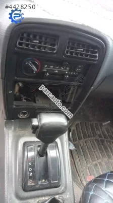 Kia Sportage 96 model teyp çerçevesi