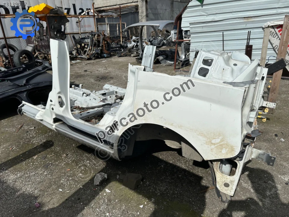 Peugeot Bipper orijinal çıkma çamurluk, Samsun Tekkeköy