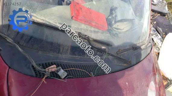 2002 model renault megane 1 coupe çıkma ön cam silecek kolu