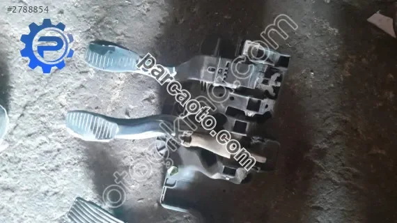 Fiat punto pedal takımı yedek parça