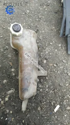 Clio 2 motor su bidonu yedek parça