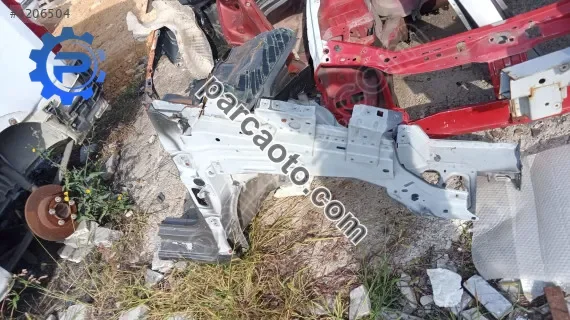 Citroen Berlingo 3 kasa sağ podya kesme