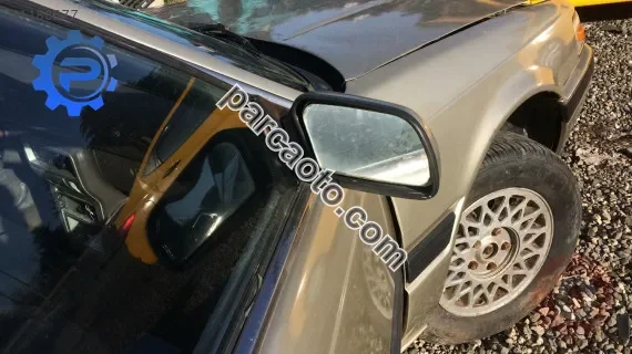1992 model mazda 626 çıkma sağ dikiz ayna camı
