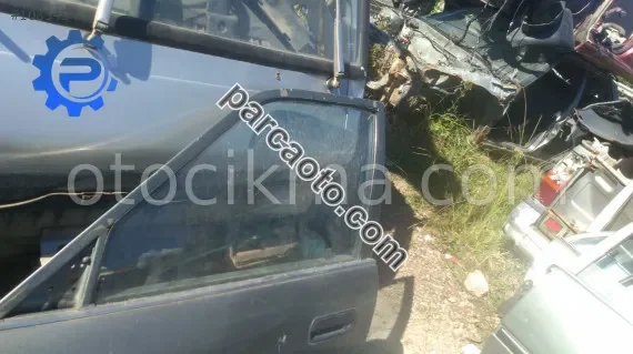 toyota corona sol ön kapı camı