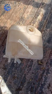 Ford kornet motor su bidonu yedek parça