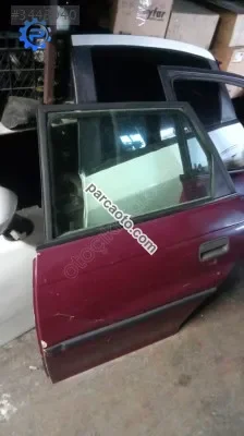 Opel Astra f sol arka  kapı sedan yedek parça
