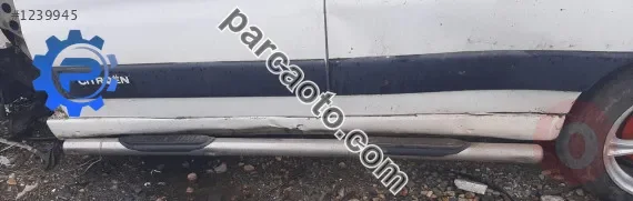 2000 model peugeot partner 1.9 d çıkma sol takım kapı bandı