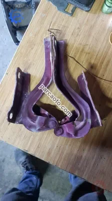 Hyundai accent era kaput menteşesi çıkma