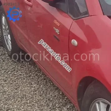 2008 model suzuki sx4 çıkma sağ marşbiyel