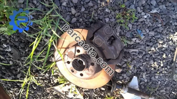 Renault 19 1.8 sol tasiyici kaliper akson yedek parça