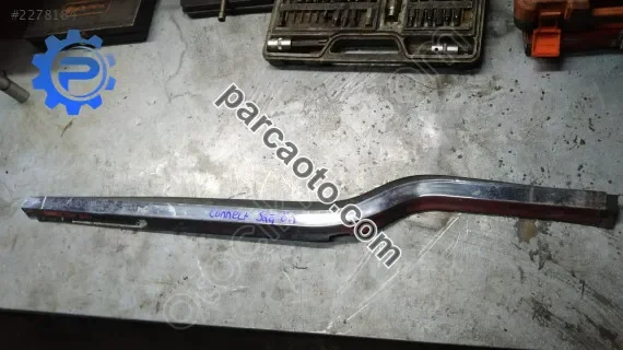 Ford Connect Orjinal Sağ Ön Cam Sıyırıcı Krom çıkma