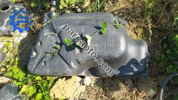 C3 1.4 yakıt deposu çıkma