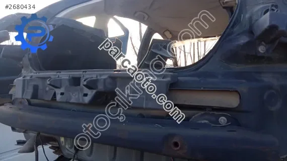 Citroen C4 arka panel saçı kesme yedek parça