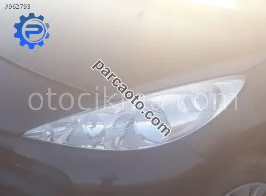 2009 peugeot 207 1.4 benzinli orjinal sol far